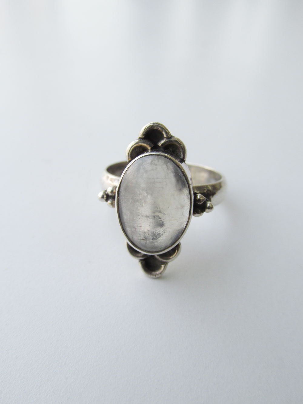 (R. 068) White Rainbow Gemstone Silver Ring